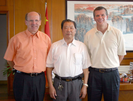 美国塑料机械协会会长William R. Carteaux先生来海天考察
