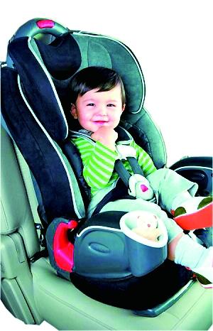 儿童安全座椅有望全国性立法 上海3月强制使用 